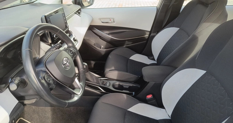 Toyota Corolla cena 89900 przebieg: 118453, rok produkcji 2019 z Jastrowie małe 121